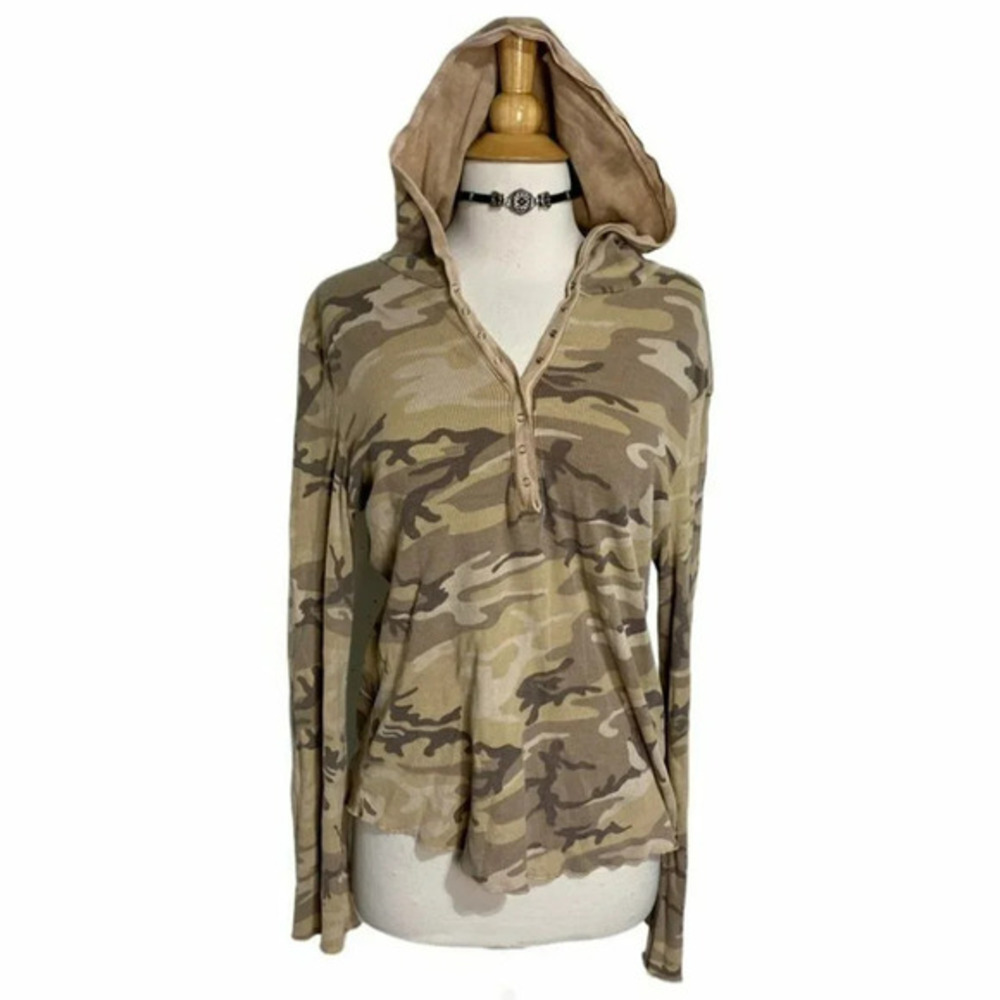 Apt 9‎ XL tan/brown camo hooded long sleeve top